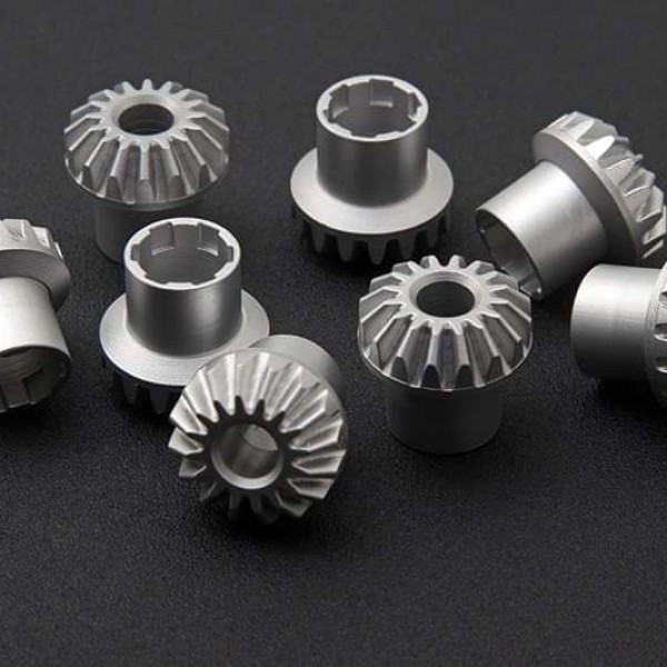 cnc machined ALMG4.5 gears based on sample on the left